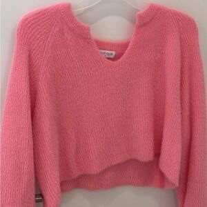 Vestique cropped sweater size: small